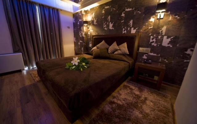 Hotel Prive Skaramangas Екстер'єр фото